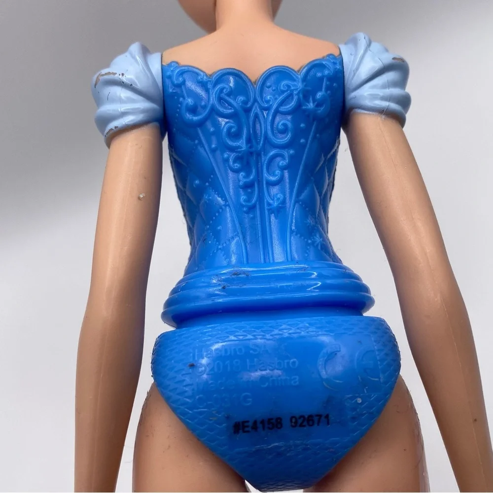 Hasbro Disney Royal Shimmer‎ Blue Princess Cinderella Doll with Blonde Hair Used